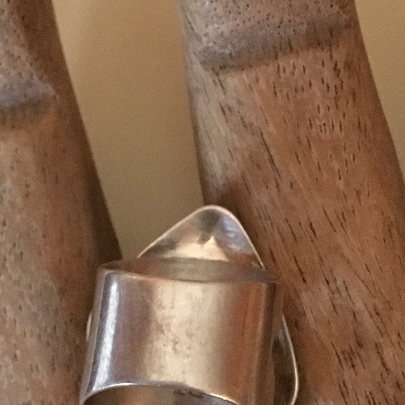 SALE‼️  💵 Women’s silver ring. - Picture 4 of 7